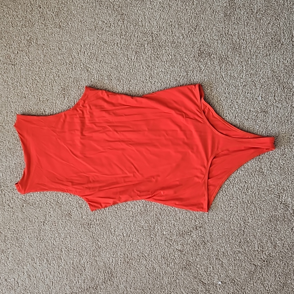 Abercrombie & Fitch Red Sleeveless Bodysuit - Picture 3 of 4